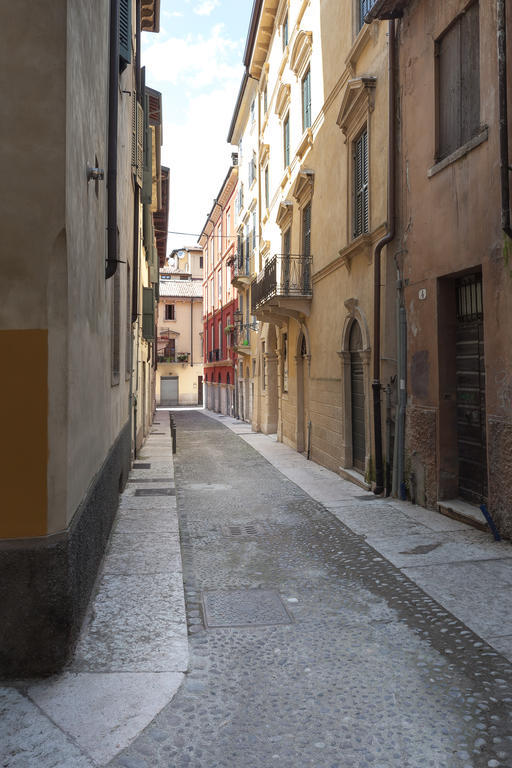 B&B Agli Scaligeri Verona Exteriör bild