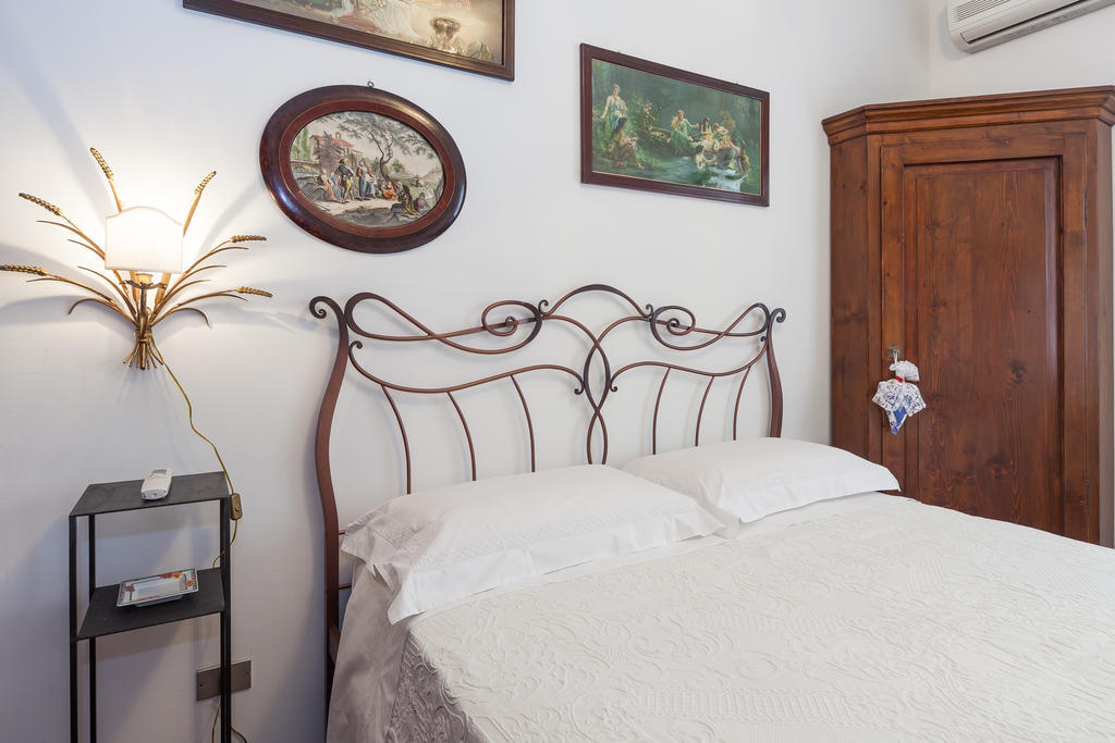 B&B Agli Scaligeri Verona Rum bild