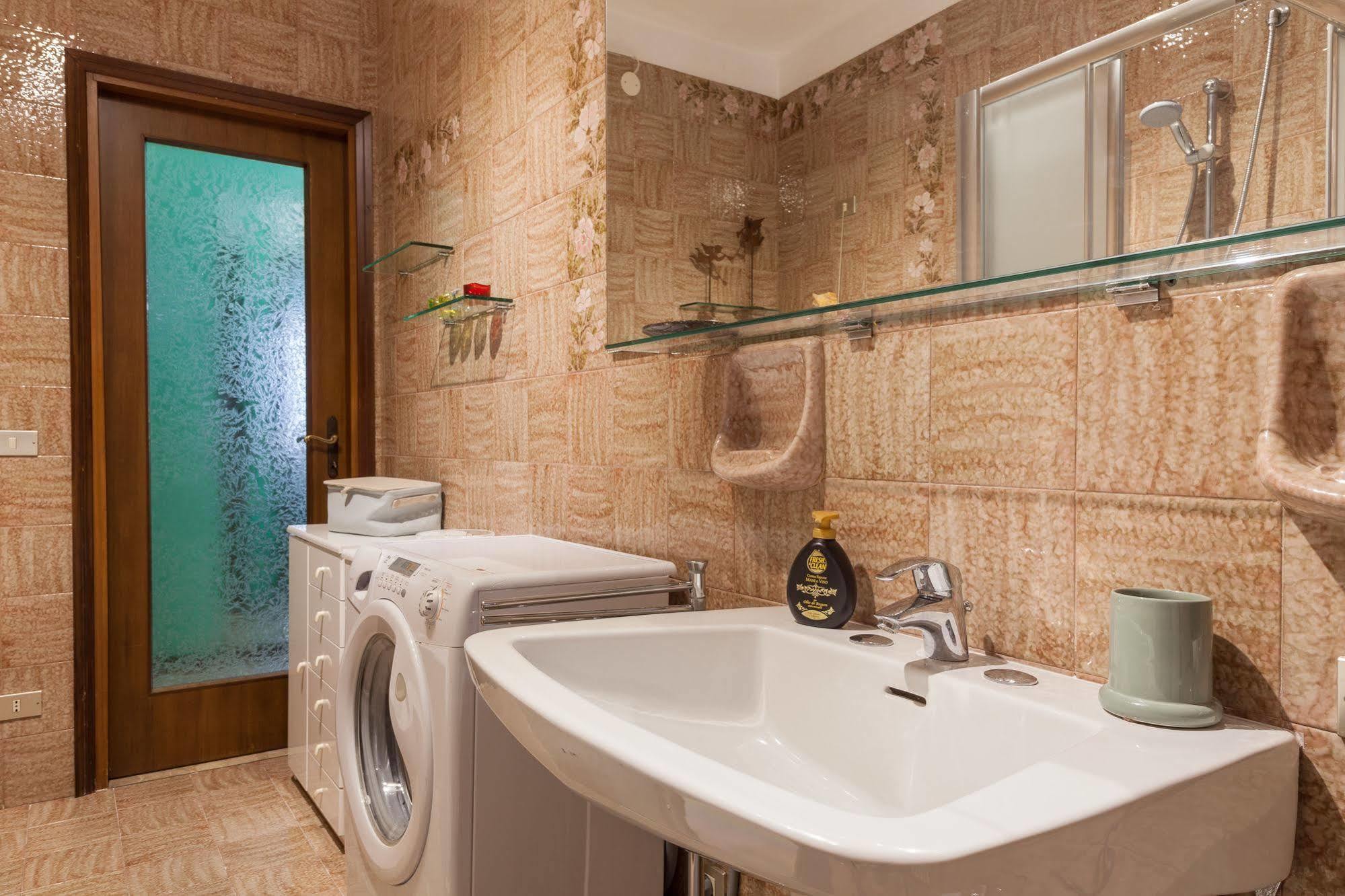 B&B Agli Scaligeri Verona Exteriör bild